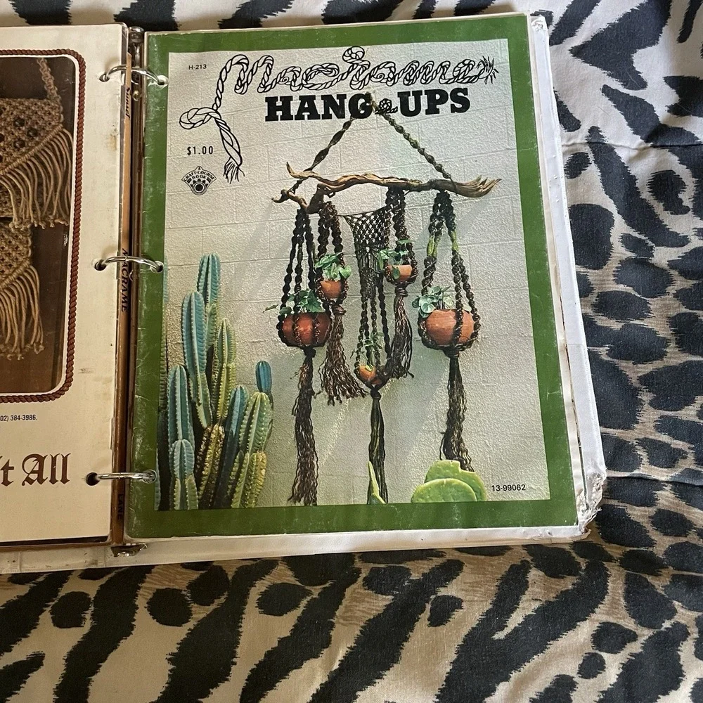 Binder Of‎ VINTAGE Macrame Patterns Instructions Guides
